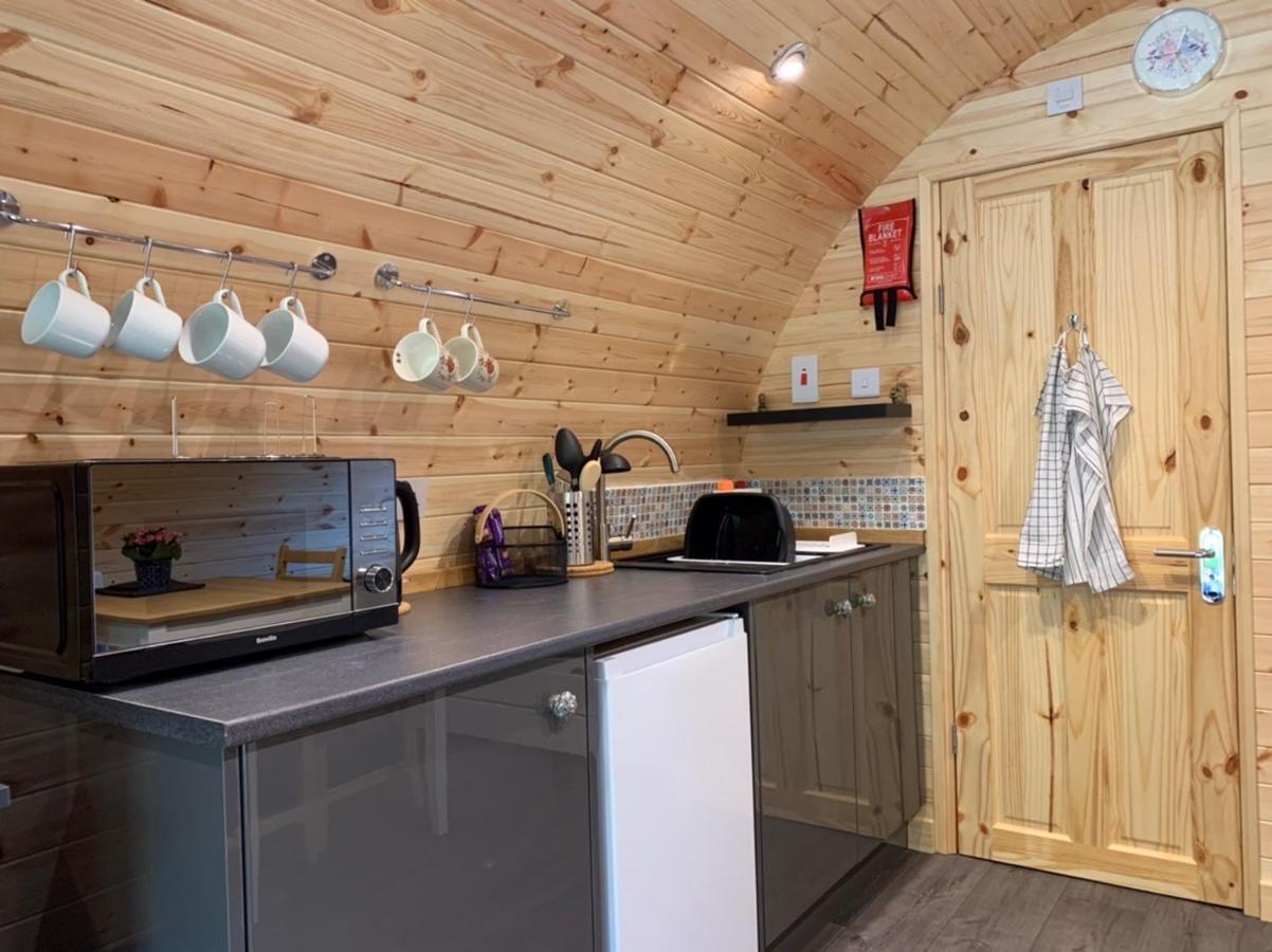 Loch Ness Woodland Pods Hotel Дръмнадрочит Екстериор снимка